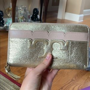 gold tory burch wallet